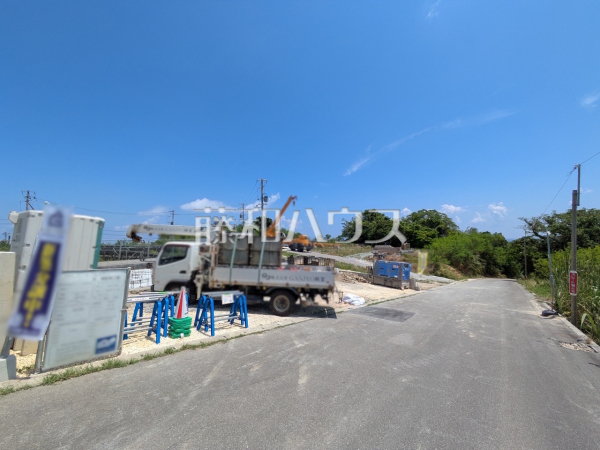 接道状況および現場風景 【南城市玉城字富里】 接道状況および現場風景 【南城市玉城字富里】