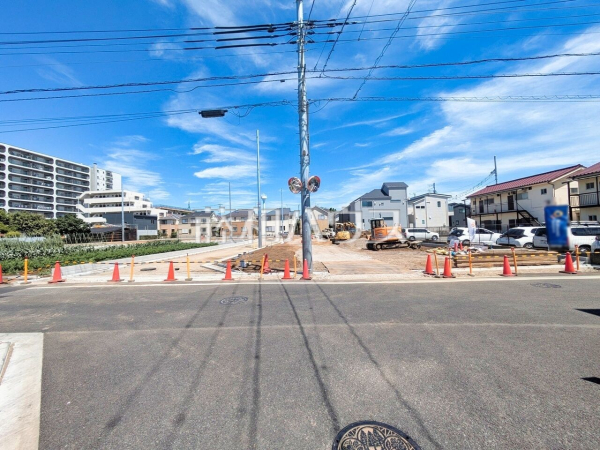 接道状況および現場風景 【西東京市芝久保町3丁目】 接道状況および現場風景 【西東京市芝久保町3丁目】