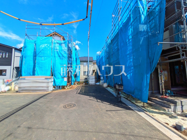 接道状況および現場風景 【西東京市芝久保町3丁目】 接道状況および現場風景 【西東京市芝久保町3丁目】