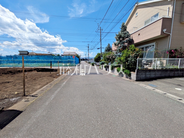 接道状況および現場風景 【日野市新町4丁目】 接道状況および現場風景 【日野市新町4丁目】
