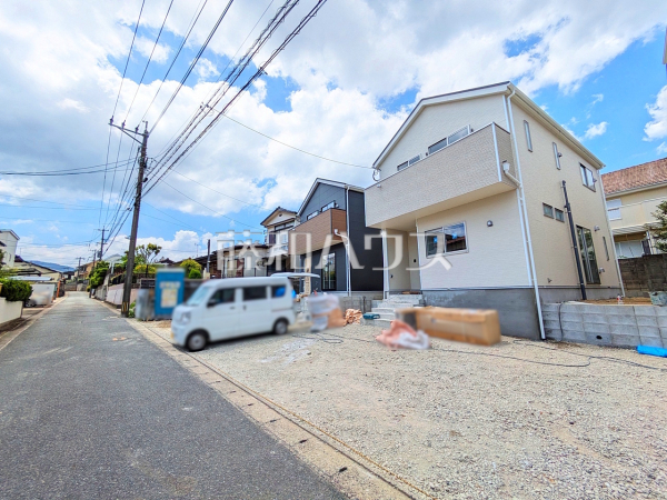 接道状況および現場風景 【福岡市南区屋形原3丁目】 接道状況および現場風景 【福岡市南区屋形原3丁目】