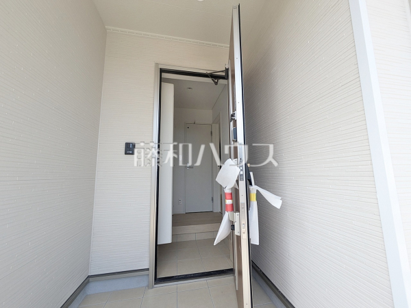 2号棟 玄関 【福岡市南区屋形原3丁目】 2号棟 玄関 【福岡市南区屋形原3丁目】