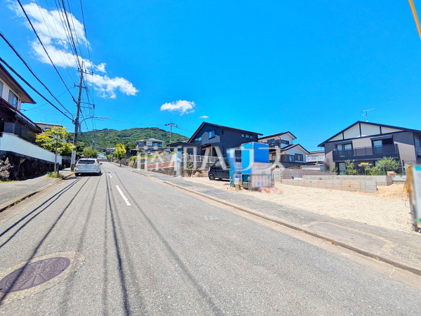 接道状況および現場風景 【福岡市西区野方5丁目】 接道状況および現場風景 【福岡市西区野方5丁目】