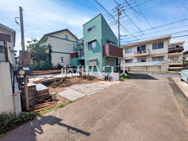 接道状況および現場風景 【小平市仲町】 接道状況および現場風景 【小平市仲町】