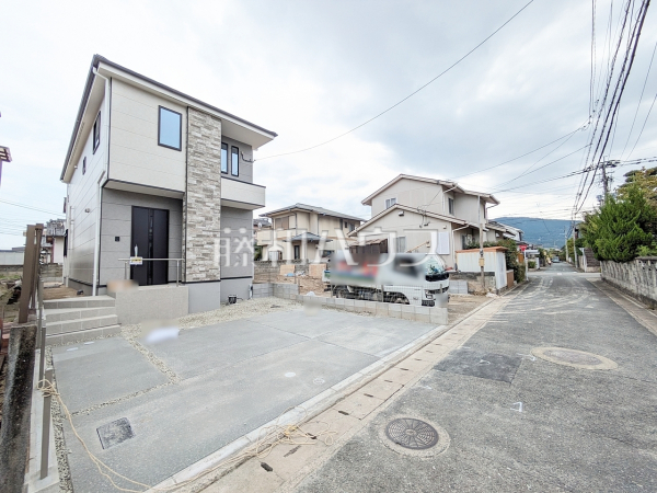 接道状況および現場風景 【福岡市南区桧原1丁目】 接道状況および現場風景 【福岡市南区桧原1丁目】