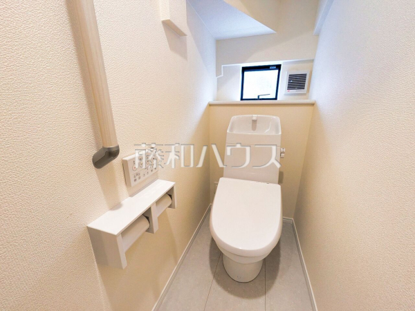 B号棟 トイレ 【富士見市水谷東1丁目】 B号棟 トイレ 【富士見市水谷東1丁目】