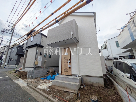 一戸建ての多いエリアのため、静かで落ち着いた雰囲気の街並みです。 【練馬区大泉学園町5丁目】