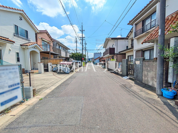 接道状況および現場風景 【春日井市南花長町】 接道状況および現場風景 【春日井市南花長町】
