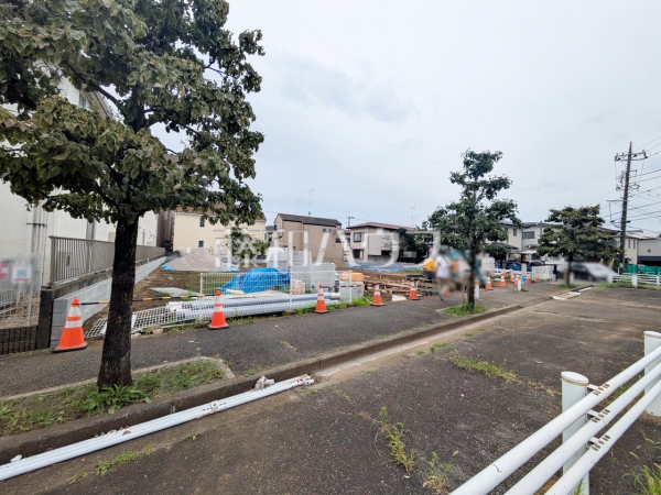 接道状況および現場風景 【世田谷区上祖師谷6丁目】 接道状況および現場風景 【世田谷区上祖師谷6丁目】