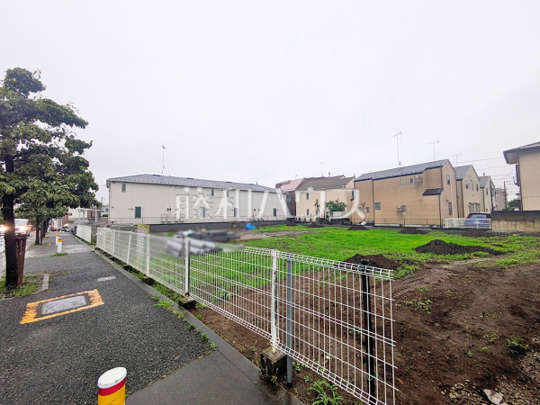 接道状況および現場風景 【世田谷区上祖師谷6丁目】 接道状況および現場風景 【世田谷区上祖師谷6丁目】