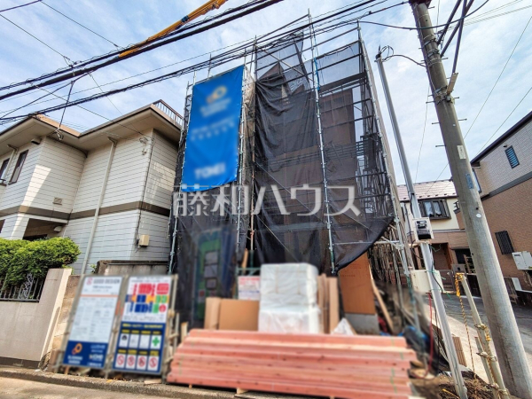 外観 【所沢市緑町4丁目】 ここに住む方を想像して、着々と建築しております! 外観 【所沢市緑町4丁目】 ここに住む方を想像して、着々と建築しております!