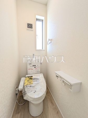 2号棟 トイレ 【南城市佐敷字伊原】 2号棟 トイレ 【南城市佐敷字伊原】