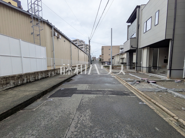 接道状況および現場風景 【福岡市東区筥松1丁目】 接道状況および現場風景 【福岡市東区筥松1丁目】