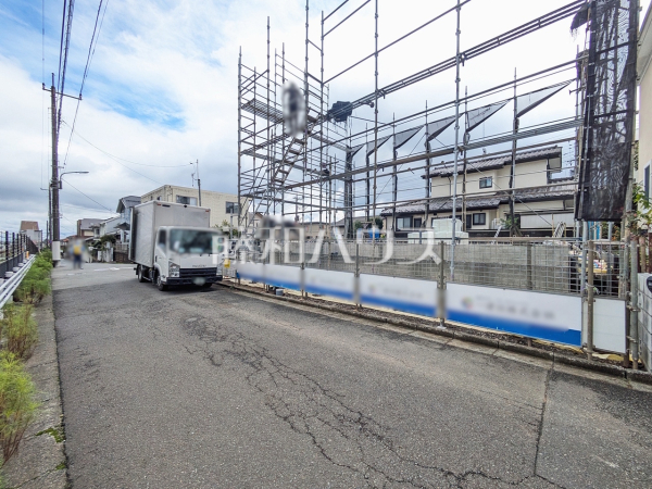 接道状況および現場風景 【八王子市めじろ台3丁目】 接道状況および現場風景 【八王子市めじろ台3丁目】