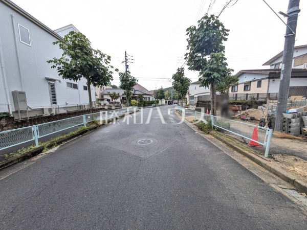 接道状況および現場風景 【春日井市中央台6丁目】 接道状況および現場風景 【春日井市中央台6丁目】