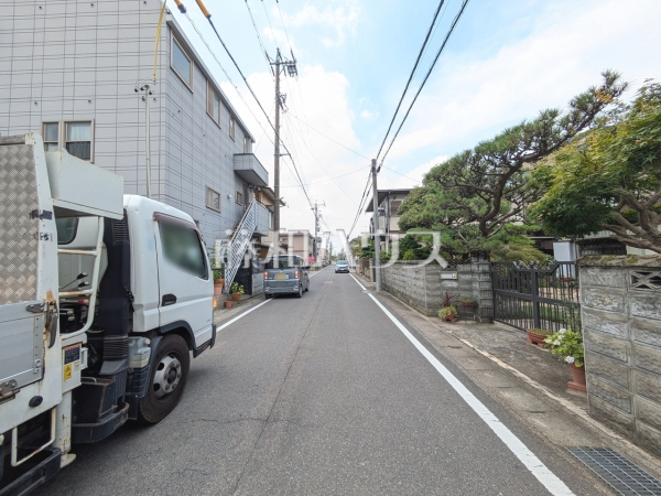 接道状況および現場風景 【岩倉市東町白山】 接道状況および現場風景 【岩倉市東町白山】
