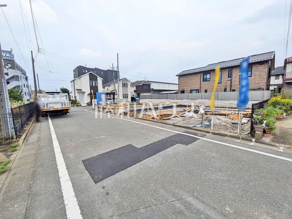 接道状況および現場風景 【東大和市立野1丁目】 接道状況および現場風景 【東大和市立野1丁目】