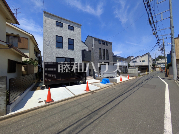 接道状況および現場風景 【西東京市下保谷5丁目】 接道状況および現場風景 【西東京市下保谷5丁目】