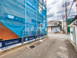 接道状況および現場風景 【新座市畑中1丁目】 建物のプレゼンをさせていただきますので、実際の完成イメージを思い描いていただくことができます。お気軽にお問合せ下さい。 接道状況および現場風景 【新座市畑中1丁目】 建物のプレゼンをさせていただきますので、実際の完成イメージを思い描いていただくことができます。お気軽にお問合せ下さい。