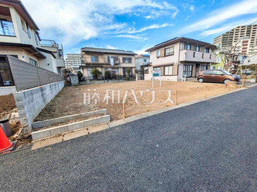 現場風景 完成前ですがご見学できます。通常ではなかなか見ることのできない建物構造も、建築中だからこそご覧になれます。 【西東京市緑町2丁目】