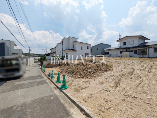 接道状況および現場風景 【福岡市東区美和台3丁目】