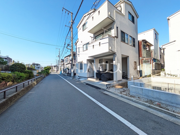 接道状況および現場風景 【板橋区大谷口北町】 接道状況および現場風景 【板橋区大谷口北町】