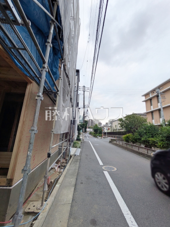 接道状況および現場風景 【板橋区大谷口北町】 接道状況および現場風景 【板橋区大谷口北町】