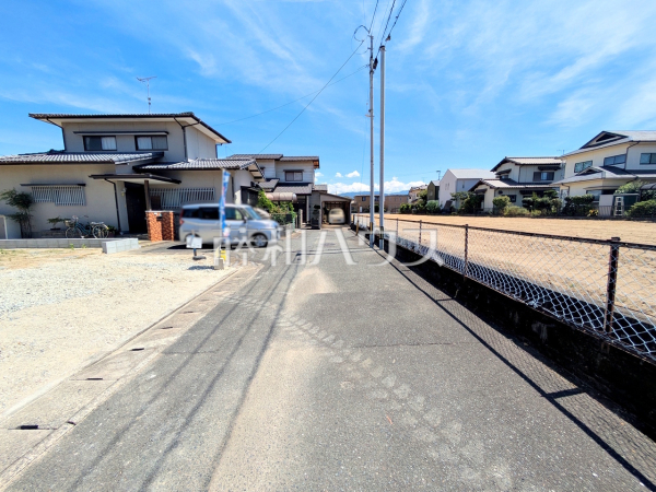 接道状況および現場風景 【福岡市西区泉3丁目】 接道状況および現場風景 【福岡市西区泉3丁目】