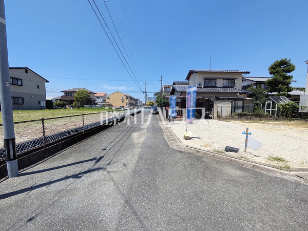 接道状況および現場風景 【福岡市西区泉3丁目】 接道状況および現場風景 【福岡市西区泉3丁目】