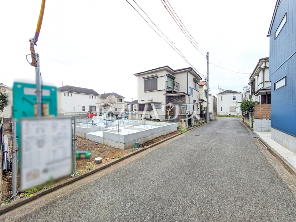 接道状況および現場風景 【昭島市宮沢町】 接道状況および現場風景 【昭島市宮沢町】