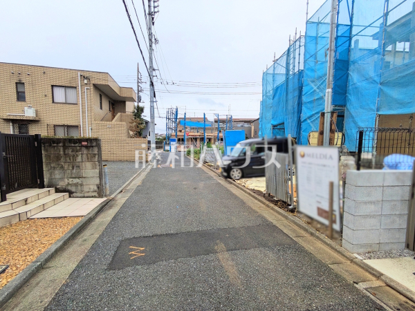 接道状況および現場風景 【杉並区上高井戸2丁目】 接道状況および現場風景 【杉並区上高井戸2丁目】