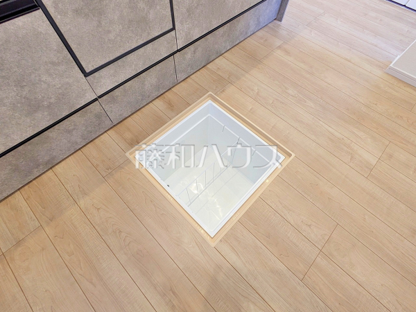 床下収納 【小金井市東町1丁目】 床下収納 【小金井市東町1丁目】