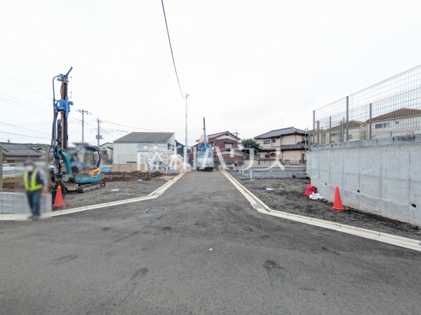接道状況および現場風景 【武蔵村山市神明2丁目】 接道状況および現場風景 【武蔵村山市神明2丁目】