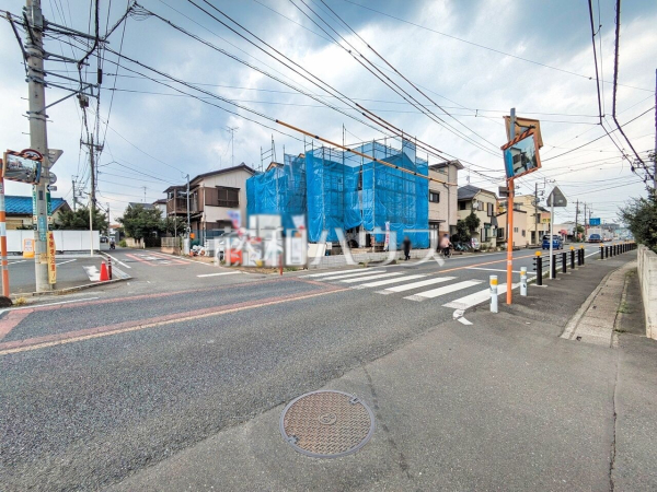 接道状況および現場風景 【所沢市西狭山ケ丘1丁目】 接道状況および現場風景 【所沢市西狭山ケ丘1丁目】