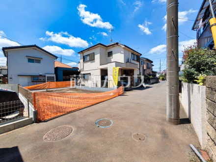 接道状況および現場風景 【東久留米市金山町2丁目】東南道路・北側南側4m通路のため陽当り・通風良好♪/撮影日2026/07/10