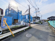 接道状況および現場風景 【日野市大字日野】充実した新たな生活を、「あったらいいな」がある、この地から始めてみませんか?鮮やかな青空と暮らすこの土地で・・・。 接道状況および現場風景 【日野市大字日野】充実した新たな生活を、「あったらいいな」がある、この地から始めてみませんか?鮮やかな青空と暮らすこの土地で・・・。