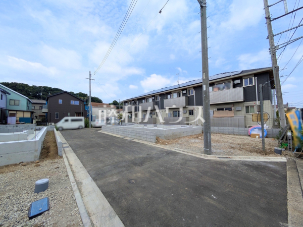 接道状況および現場風景 【日野市大字日野】 接道状況および現場風景 【日野市大字日野】