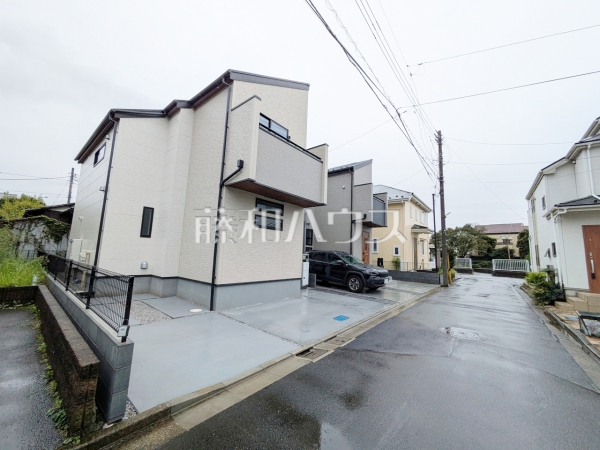 接道状況および現場風景 【三鷹市大沢5丁目】 接道状況および現場風景 【三鷹市大沢5丁目】