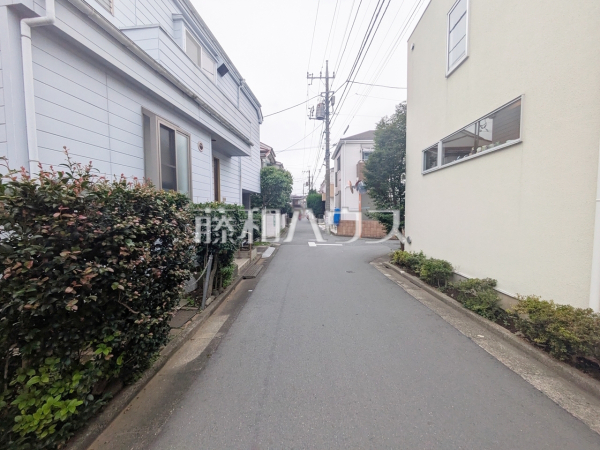 接道状況および現場風景 【練馬区三原台1丁目】 接道状況および現場風景 【練馬区三原台1丁目】