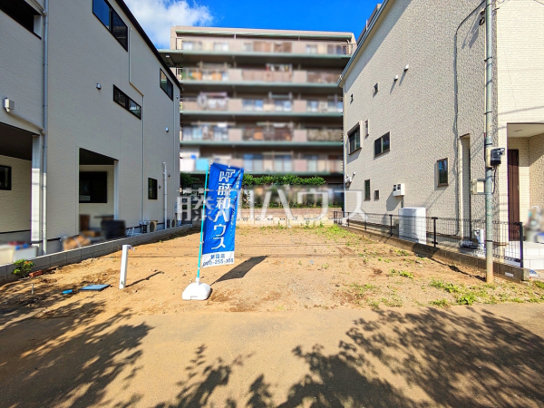 現地写真 きれいに整備された敷地。これから夢の新邸がここに建ちます。 【和光市新倉2丁目】 現地写真 きれいに整備された敷地。これから夢の新邸がここに建ちます。 【和光市新倉2丁目】