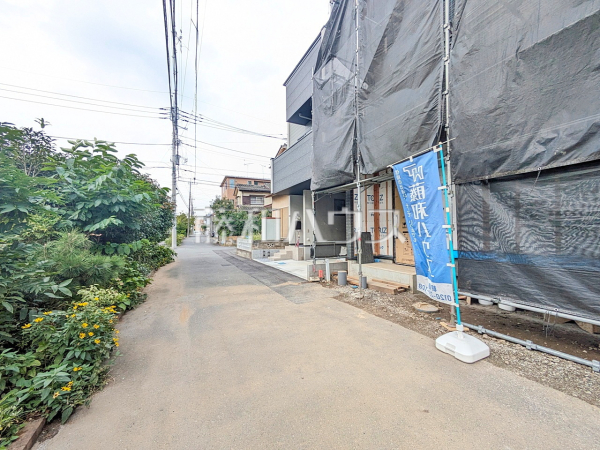接道状況および現場風景 【和光市新倉2丁目】 接道状況および現場風景 【和光市新倉2丁目】