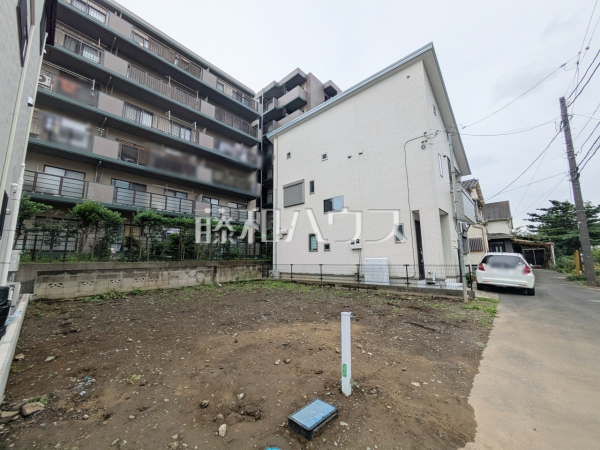 これから宅地造成の工事に着工していきます。 【和光市新倉2丁目】 これから宅地造成の工事に着工していきます。 【和光市新倉2丁目】