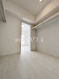 walk through closet 【長峰杜の3番街1号棟】収納力豊富なウォークインクローゼットで、バッグや小物類も片付きます walk through closet 【長峰杜の3番街1号棟】収納力豊富なウォークインクローゼットで、バッグや小物類も片付きます