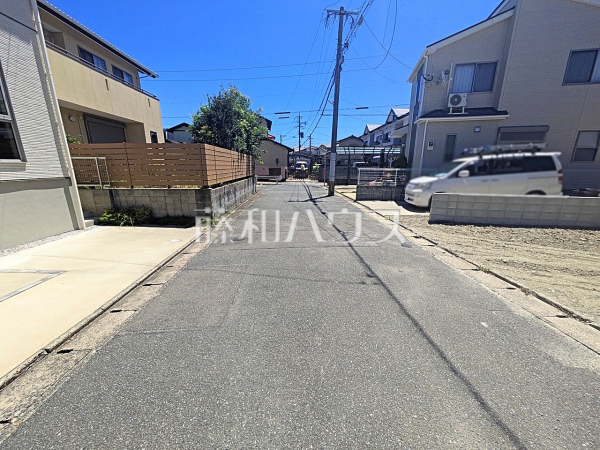 接道状況および現場風景 【福岡市早良区賀茂4丁目】 接道状況および現場風景 【福岡市早良区賀茂4丁目】