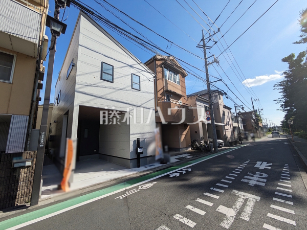 接道状況および現場風景 【小平市小川西町2丁目】 接道状況および現場風景 【小平市小川西町2丁目】