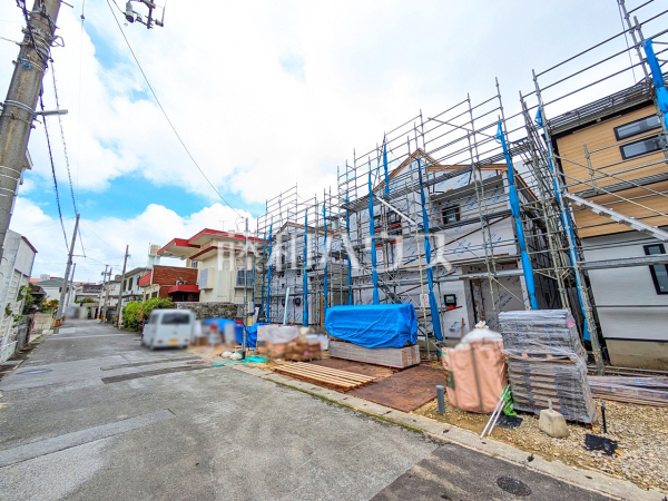 接道状況および現場風景 【うるま市喜仲2丁目】 接道状況および現場風景 【うるま市喜仲2丁目】