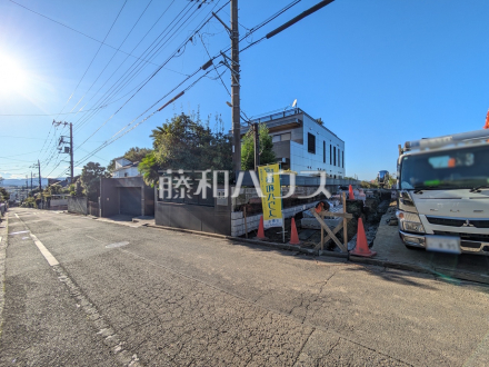 接道状況および現場風景 【日野市南平2丁目】/撮影日2026/10/01