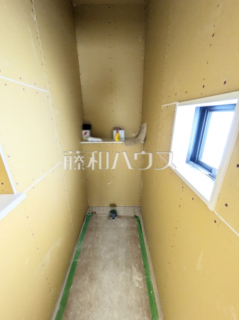 3号棟 トイレ(施工中) 【うるま市喜仲2丁目】 3号棟 トイレ(施工中) 【うるま市喜仲2丁目】