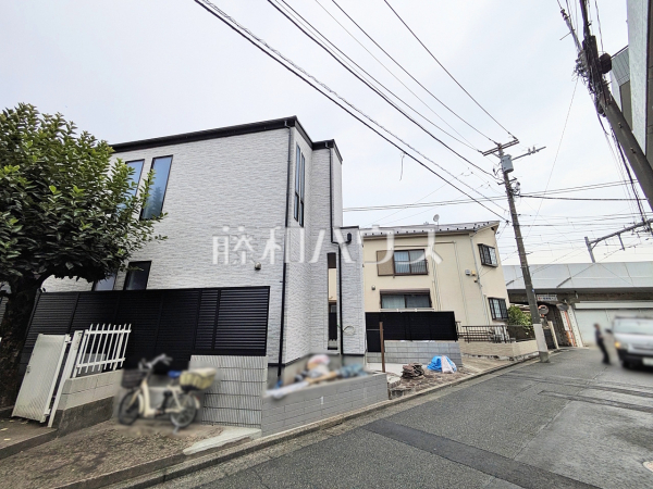 接道状況および現場風景 【杉並区西荻南4丁目】 接道状況および現場風景 【杉並区西荻南4丁目】