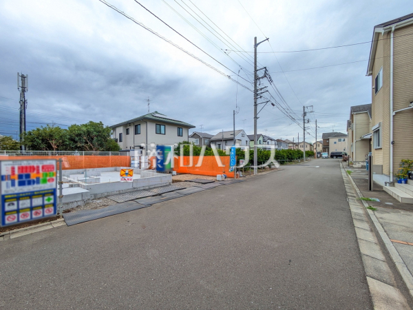 接道状況および現場風景 【小平市小川町1丁目】 接道状況および現場風景 【小平市小川町1丁目】